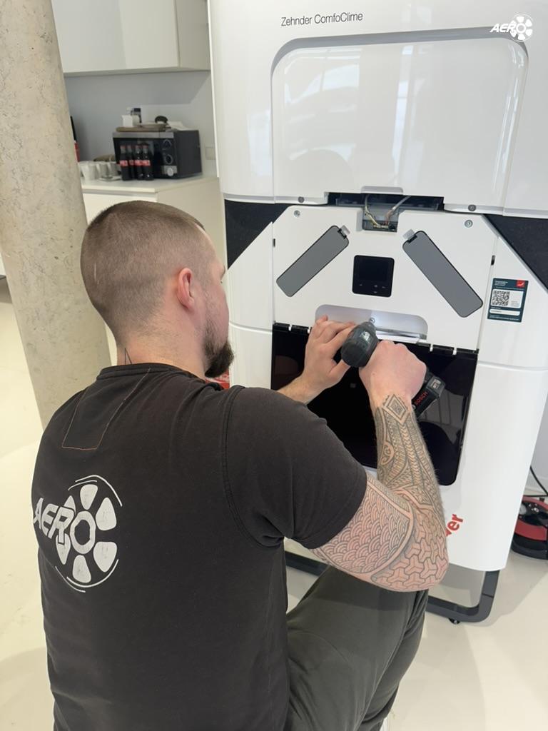 C497D980-BC7D-4367-A96C-5E6704D25FB0_1_105_c